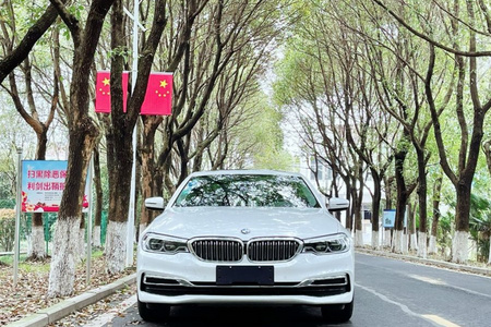 雅安二手宝马5系 2020款 530Li 行政型 M运动套装